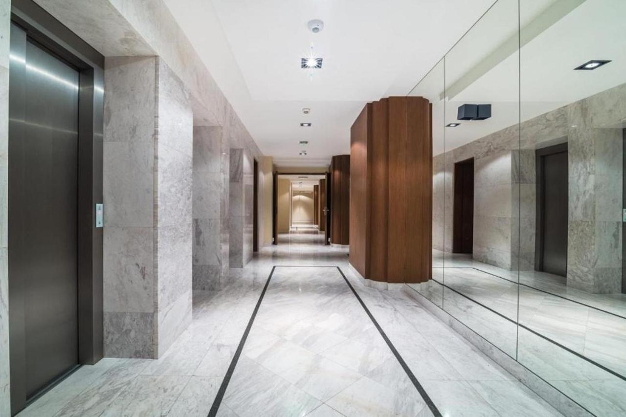 Modern Apartment Near Hilton Warschau Exterior foto